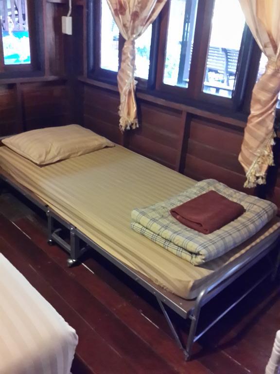Baan Kong Homestay Αγιουτάγια Εξωτερικό φωτογραφία
