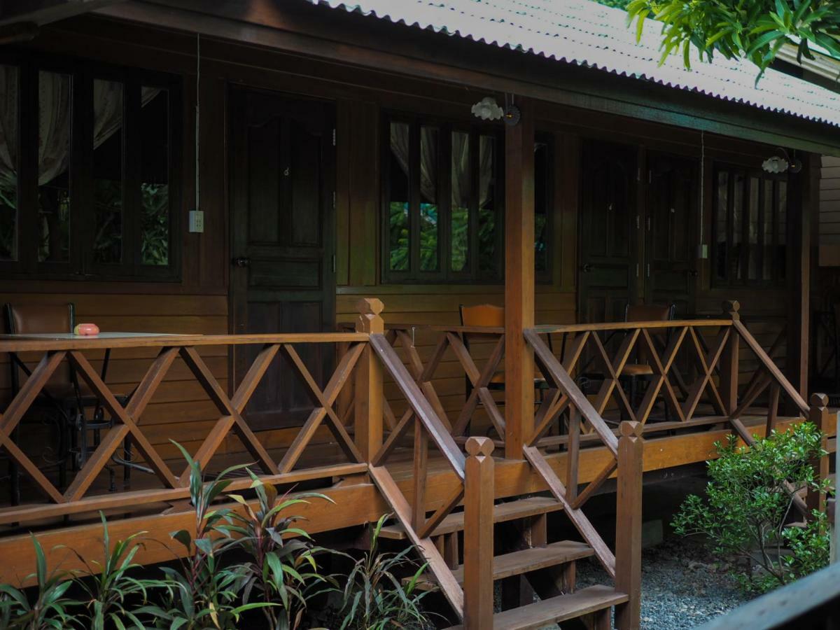 Baan Kong Homestay Αγιουτάγια Εξωτερικό φωτογραφία